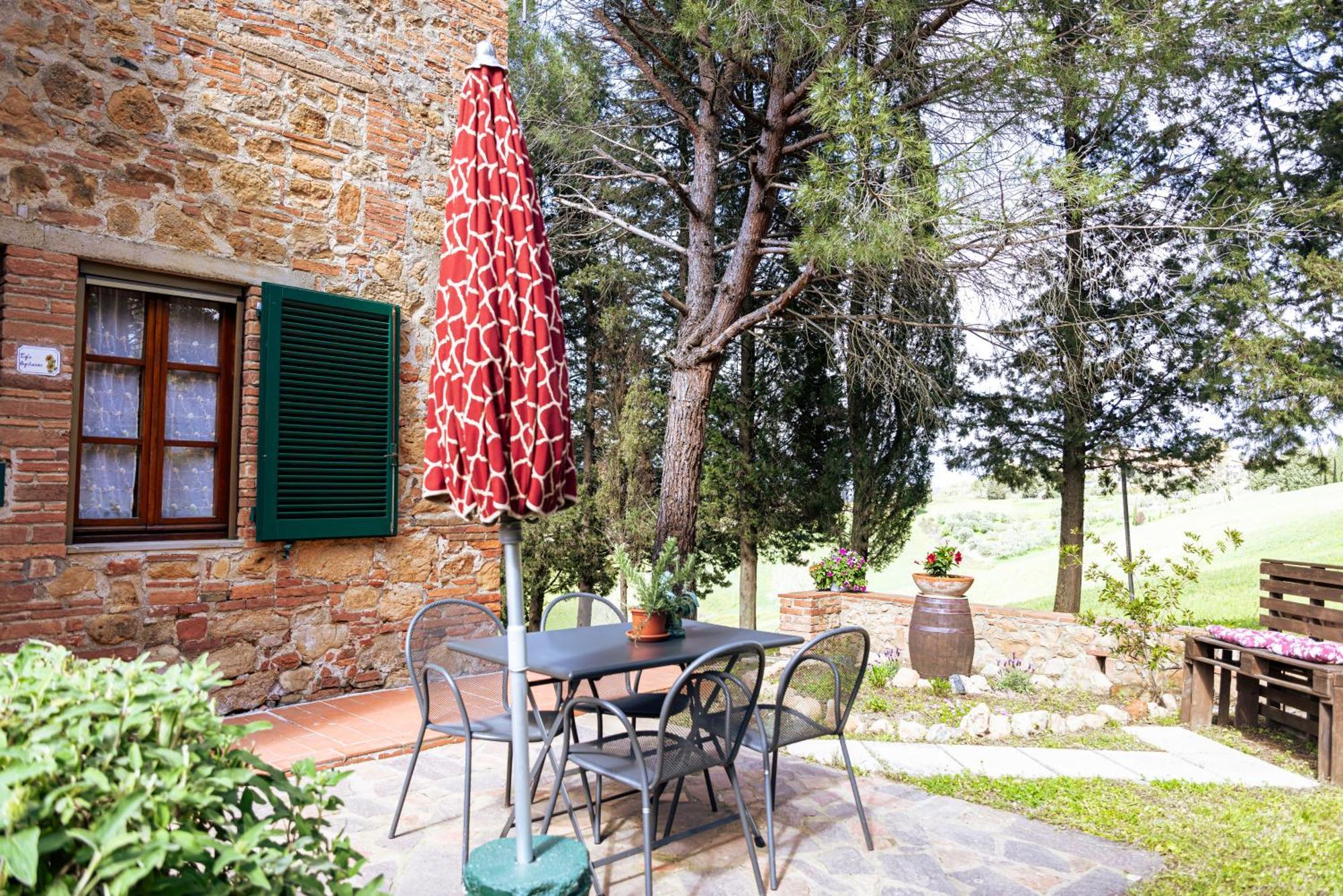 فيلا Borgo Il Poggio Agritourismo مونتايون المظهر الخارجي الصورة