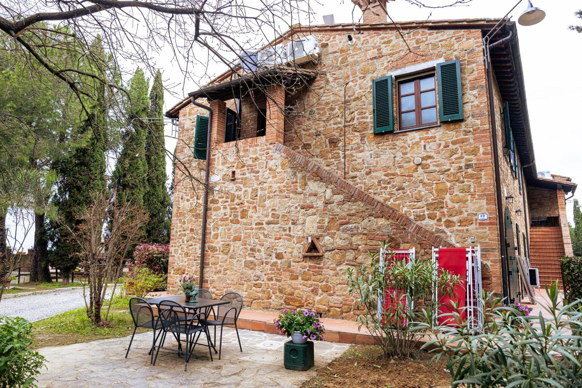 فيلا Borgo Il Poggio Agritourismo مونتايون المظهر الخارجي الصورة